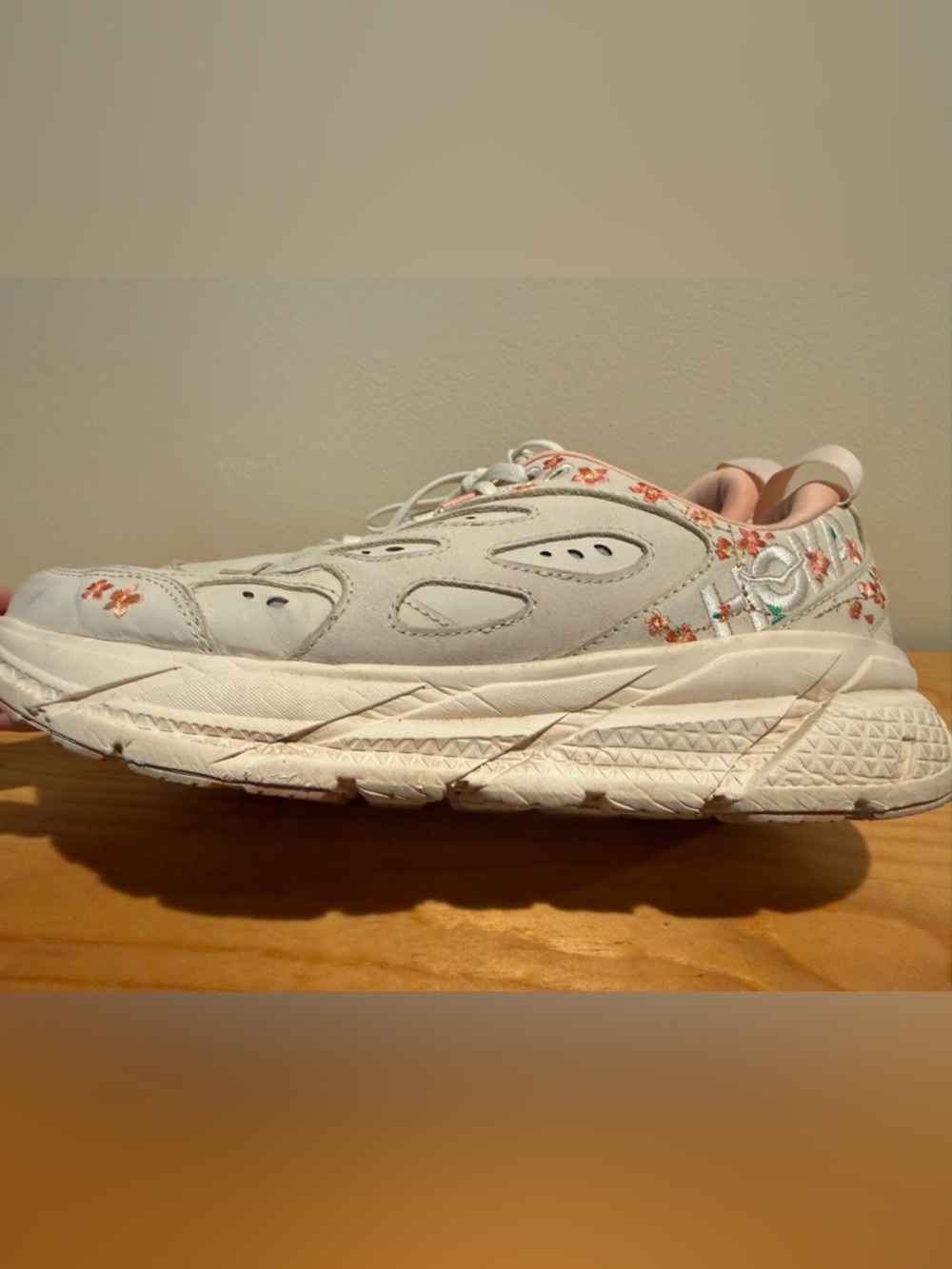HOKA Vibrant Bloom Clifton - Picture 10 of 15